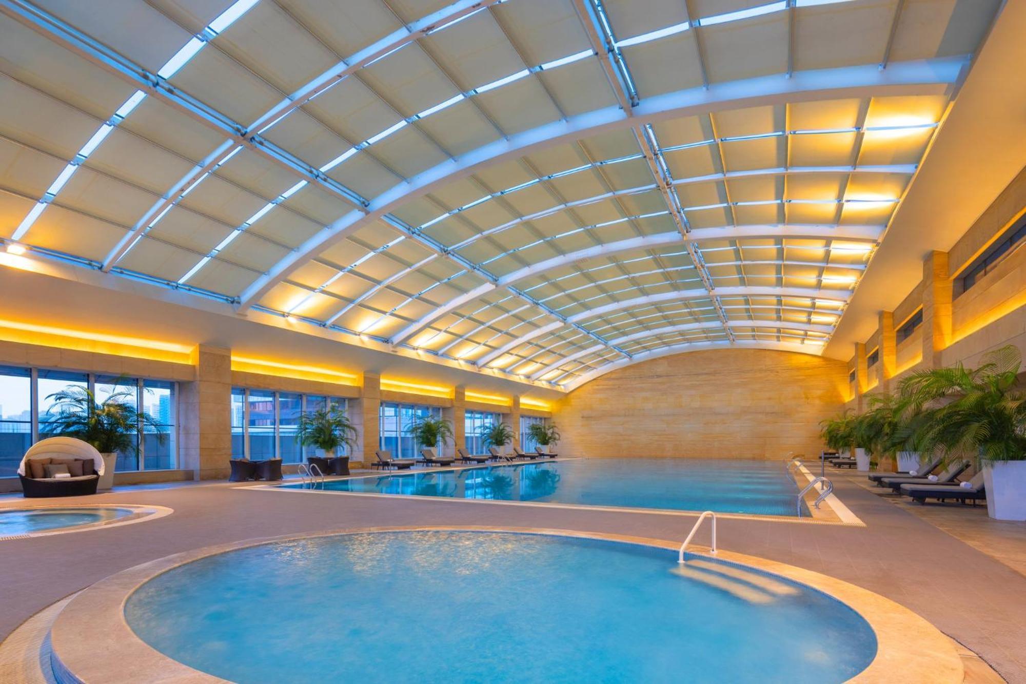 Crowne Plaza Beijing Lido By Ihg Hotel Exterior photo